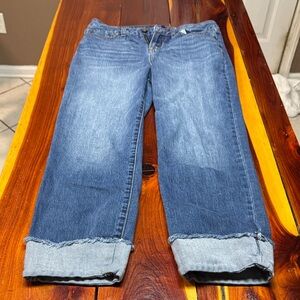 Kaari Blue Women's High Rise Straight Crop closet2